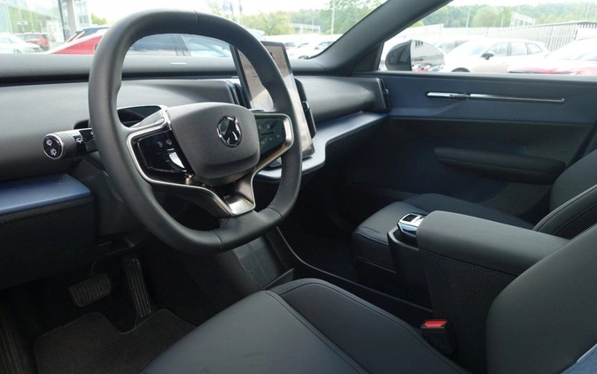 Volvo EX30 cena 213700 przebieg: 7, rok produkcji 2024 z Iwonicz-Zdrój małe 121